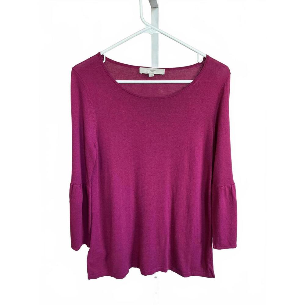 Ann Taylor LOFT Women's Long Sleeve Magenta Top with Bell Sleeves - Small